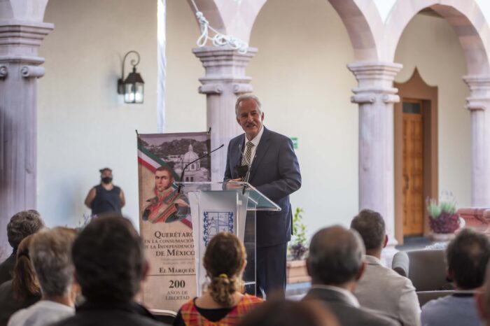 Se presenta en El Marqués libro conmemorativo del Bicentenario 1821-2021