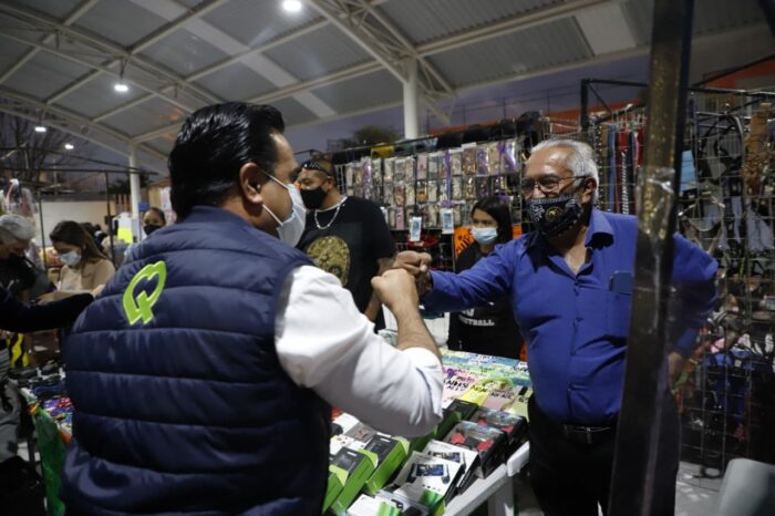 Nava reinaugura el tianguis de las Américas