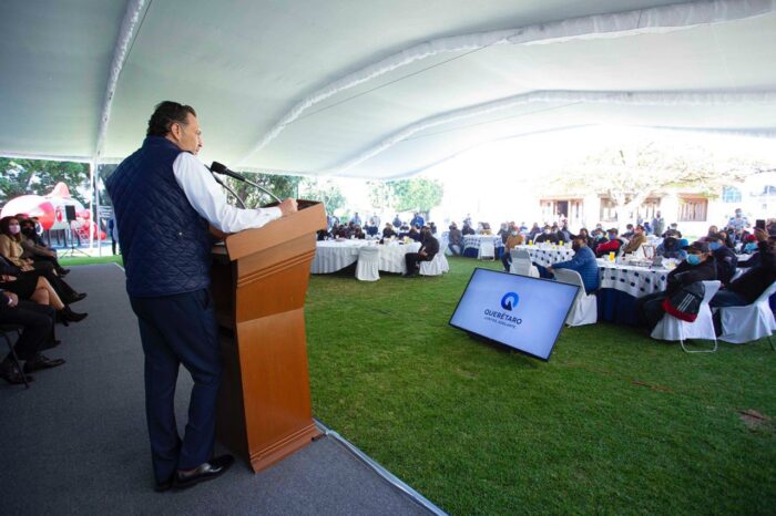 Gobernador reconoce labor de trabajadores queretanos  en Canadá