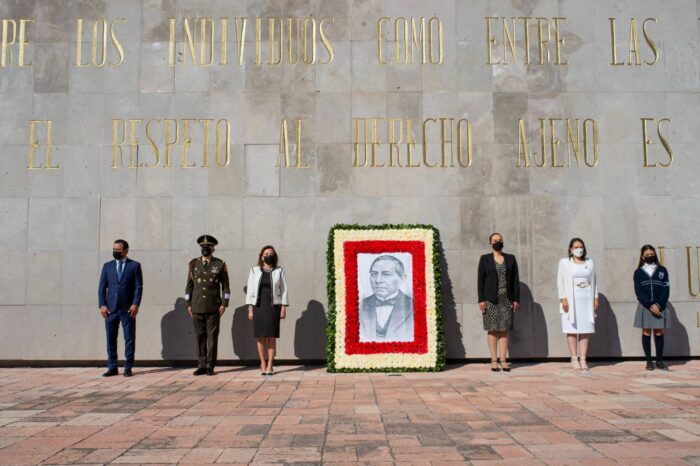 Se conmemora el natalicio de Benito Juárez en el Cerro de las Campanas