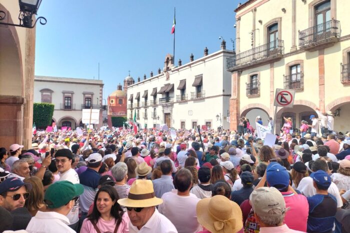 10 mil personas marcharon por defensa del INE en Querétaro