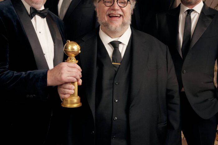 Guillermo del Toro gana Globo de Oro por Pinocho