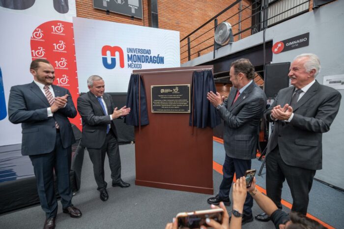 Celebración del Décimo Aniversario de la Universidad Mondragón México