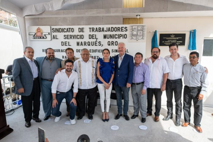 Enrique Vega Carriles reinaugura el edificio del Sindicato de Trabajadores al Servicio del Municipio de El Marqués