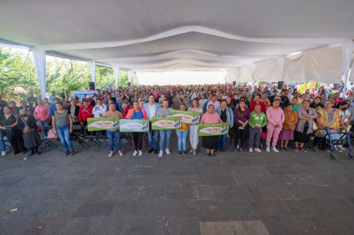 Entrega municipio de El Marqués, estufas ecológicas a 600 marquesinos