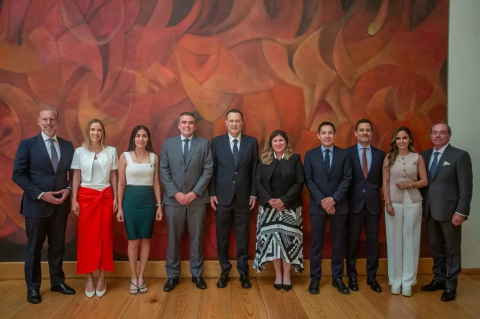 Estrechan lazos Querétaro y Tetra Pak México