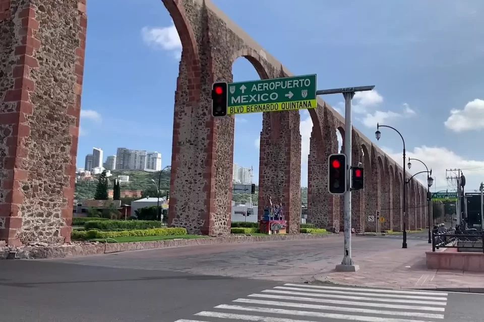 semaforos modernos queretaro