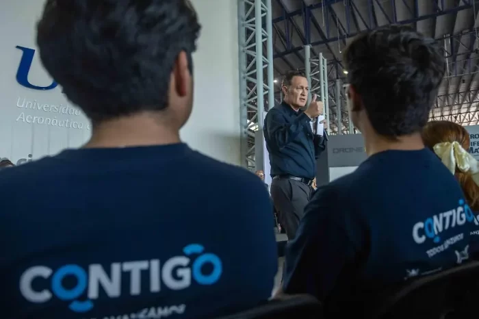 Inaugura Mauricio Kuri Academia Espacial de Querétaro