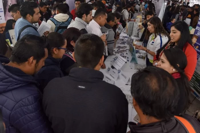 ¿Buscas trabajo? Querétaro ofrece más de mil vacantes en Feria Nacional de Empleo para jóvenes