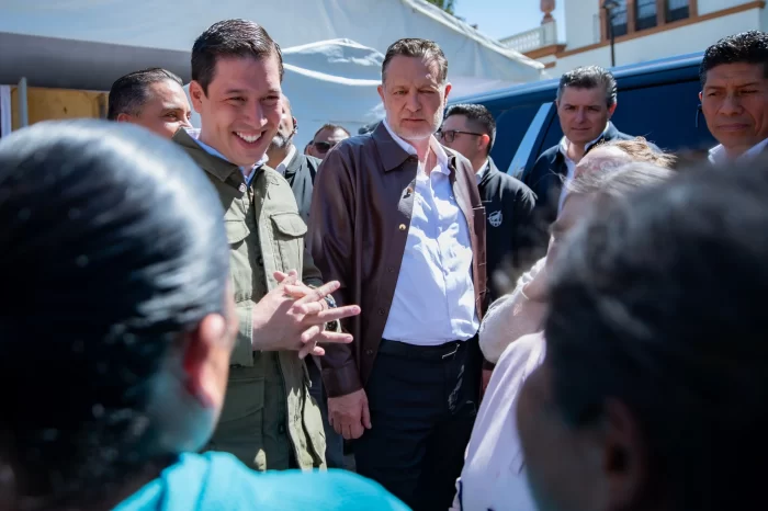 Mauricio Kuri y Rodrigo Monsalvo acercan trámites y servicios a la ciudadanía con la Jornada “Aquí Contigo” en El Marqués