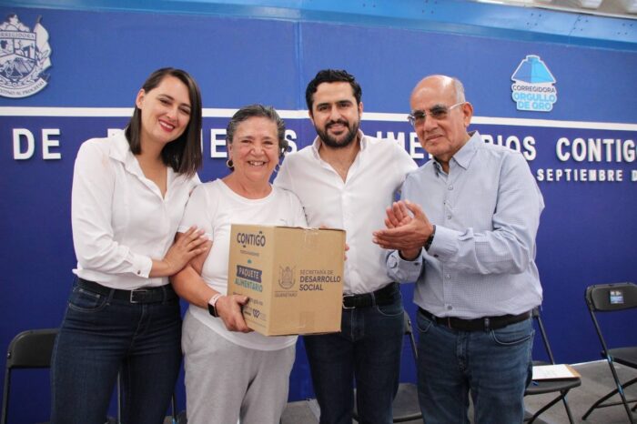 Entregan apoyos alimentarios en Corregidora