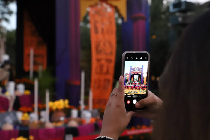 Inauguran Altar Monumental en Plaza de Armas