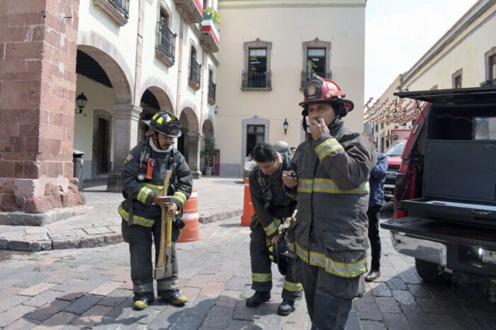 Participan trabajadores de Palacio de Gobierno en Macrosimulacro