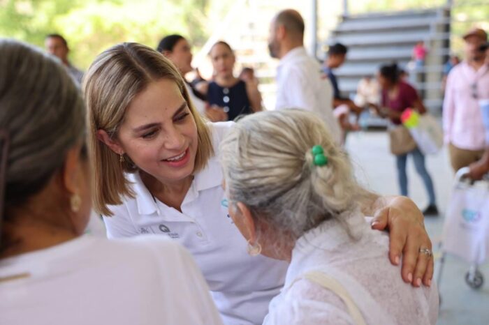Lleva Car Herrera Comedores Móviles a la Sierra Gorda Queretana