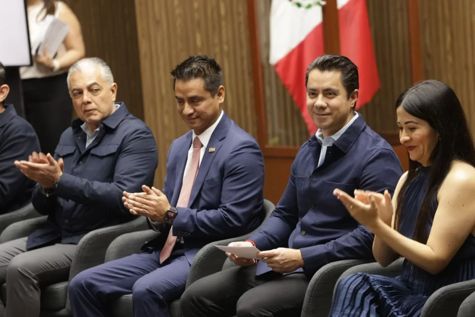 Encabeza Felifer conversatorio para fortalecer la seguridad en Querétaro