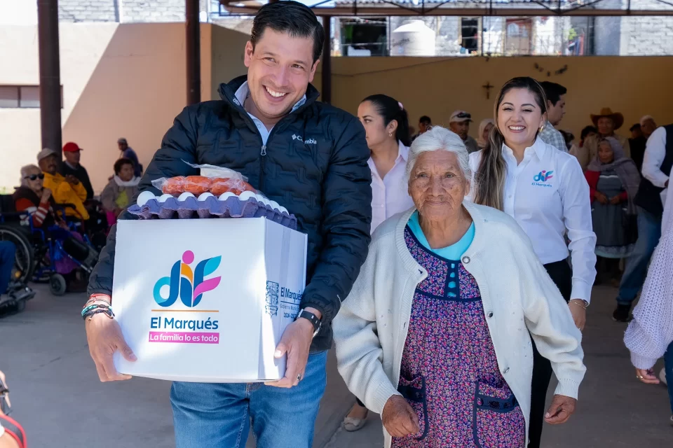 Entrega Rodrigo Monsalvo 5 mil despensas