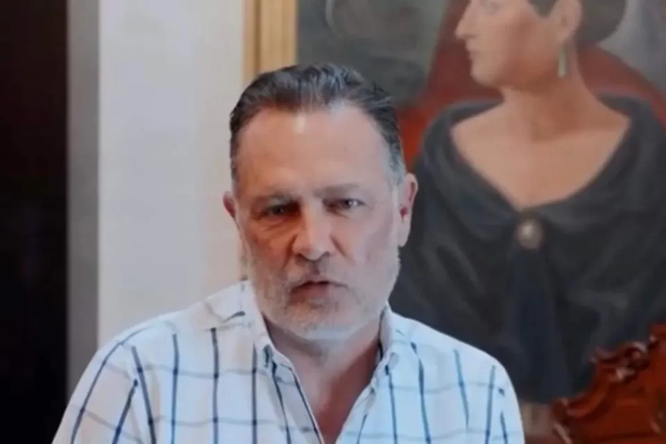 Kuri anuncia la llegada una gran empresa a Querétaro