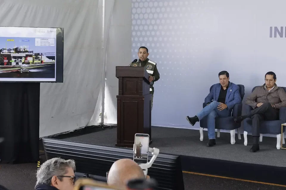Puente ferroviario de Bernardo Quintana tendrá cuatro vías por obras del tren México-Querétaro